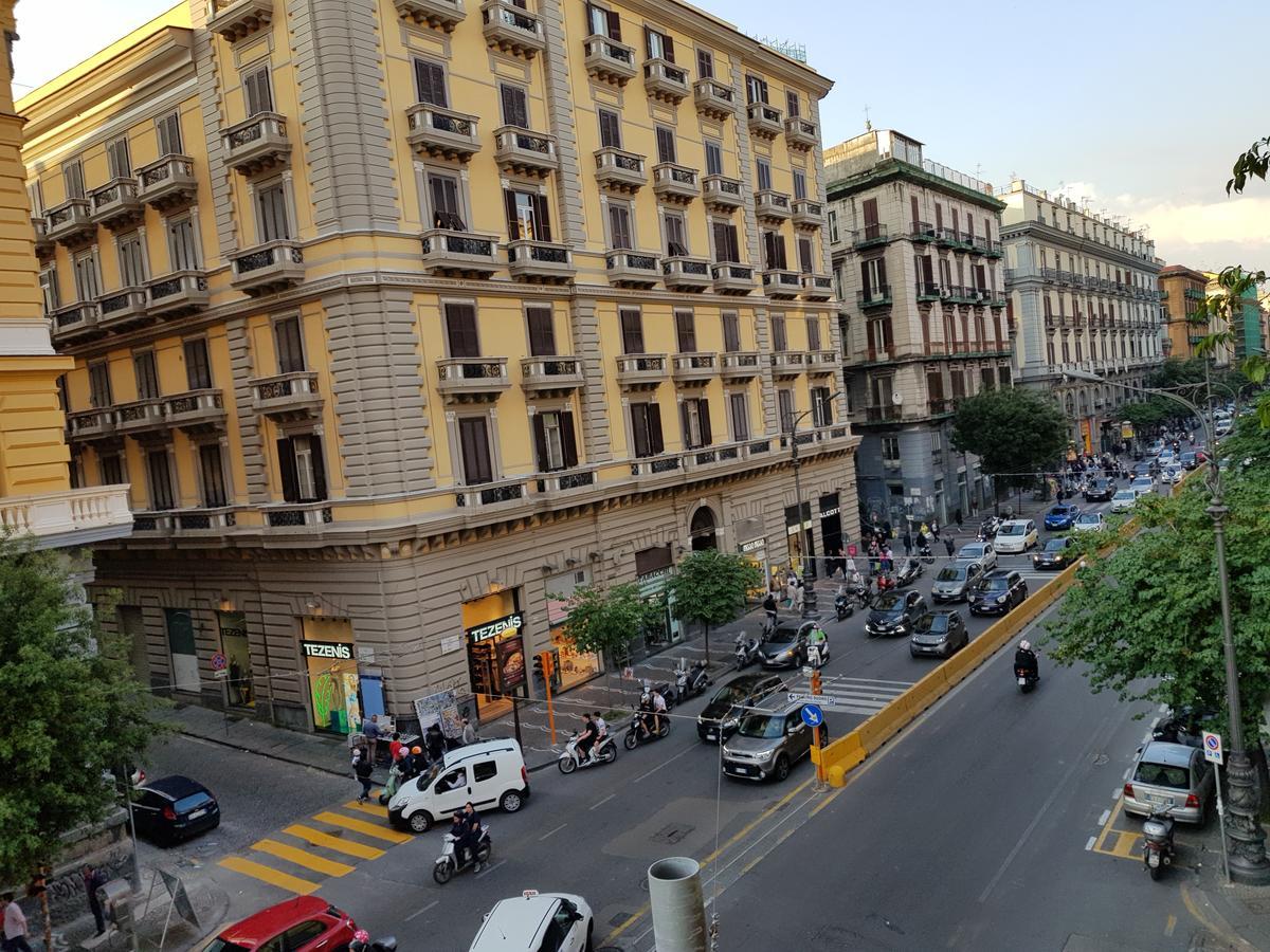 Napoli Central Loft Eksteriør billede