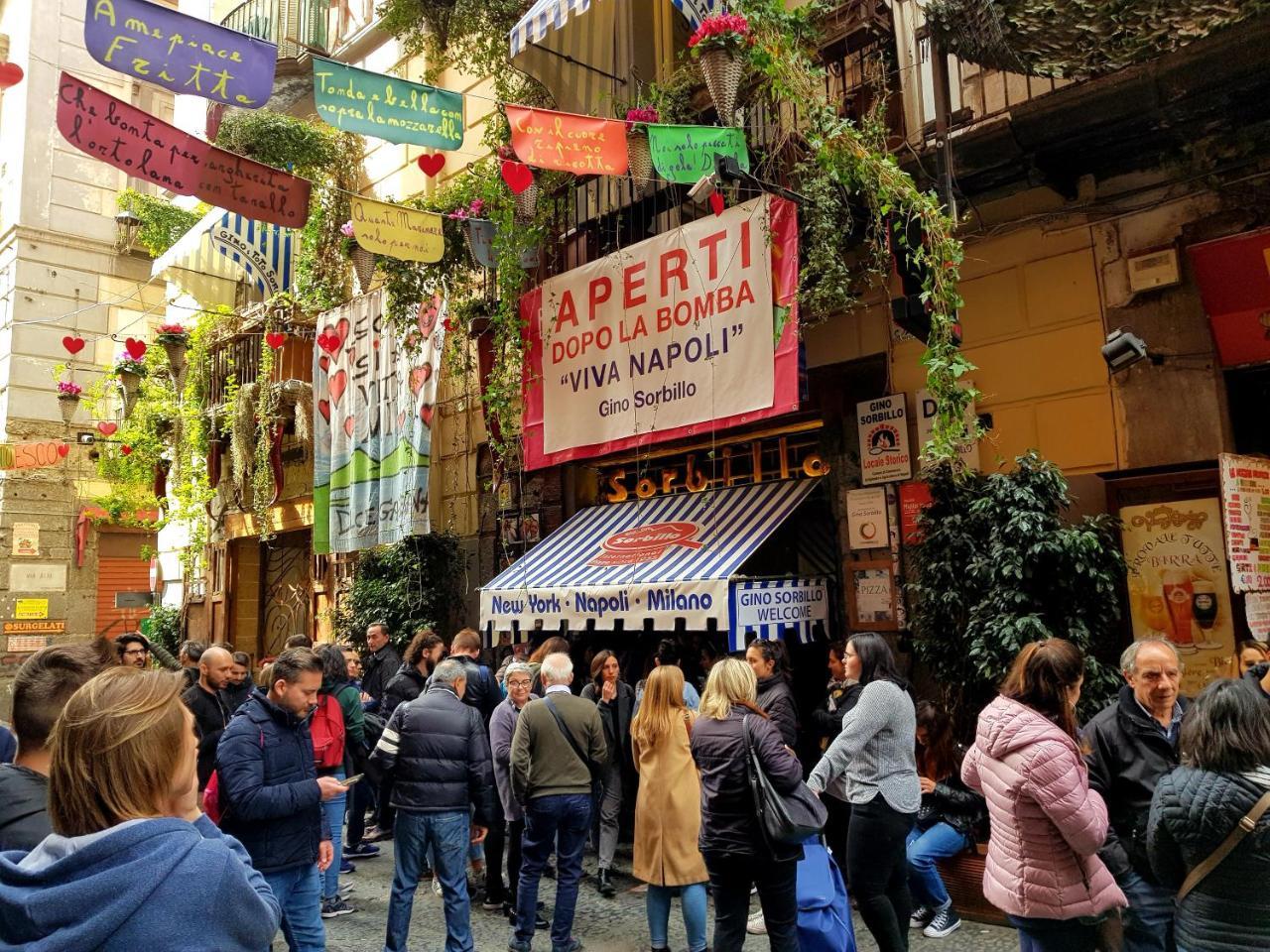 Napoli Central Loft Eksteriør billede